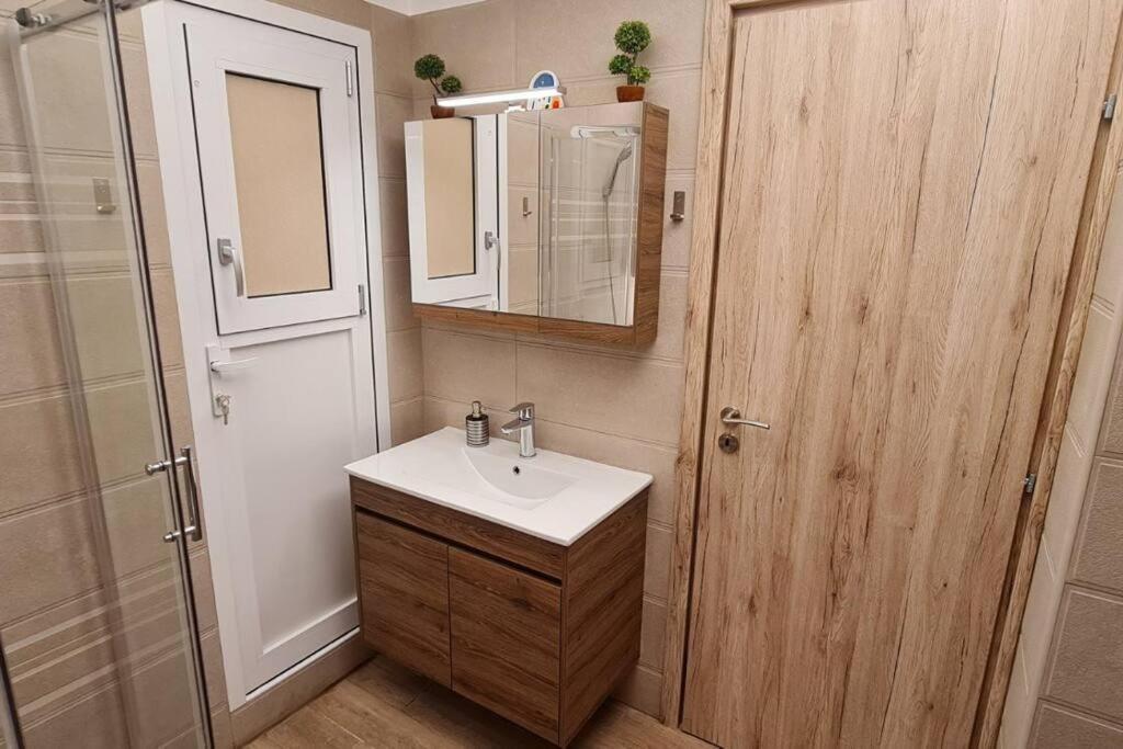M&S Apartments Афины Экстерьер фото